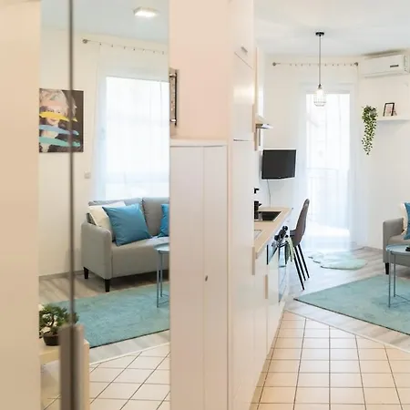 Apartment Into The Blue 2 - Kiraly Street - Ac -selfcheckin *