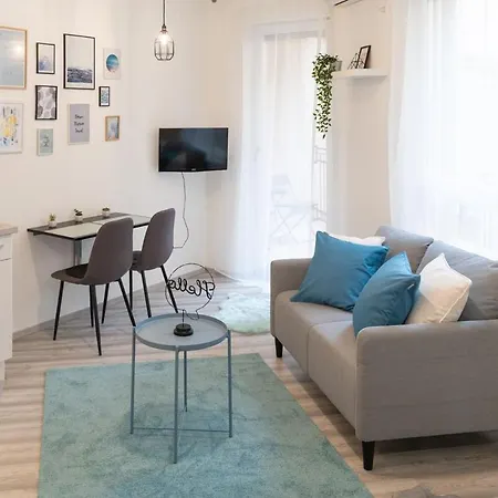 Apartment Into The Blue 2 - Kiraly Street - Ac -selfcheckin Budapest